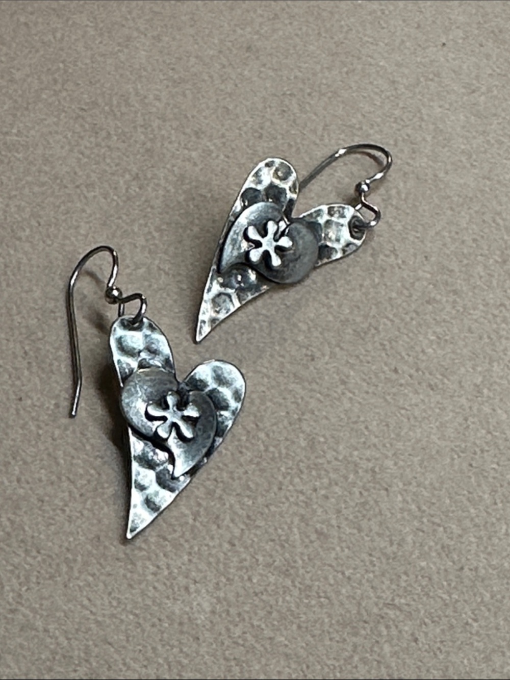 Funky Heart Drop Fishhook earrings silver tone